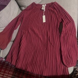 NWT Max Studio sweater. Size small